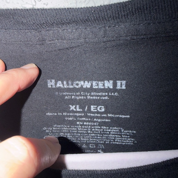 2 Halloween Graphic T-Shirt Bundle - Picture 7 of 7